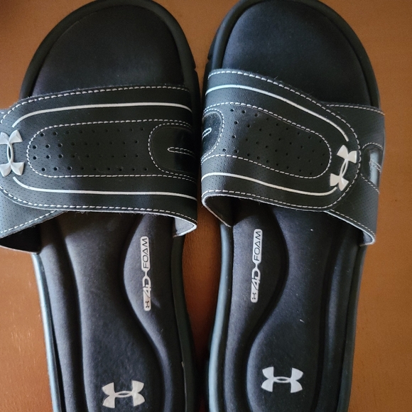 Under Armour Shoes - Under Armour flip flops